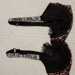 Victoria's Secret very sexy push up